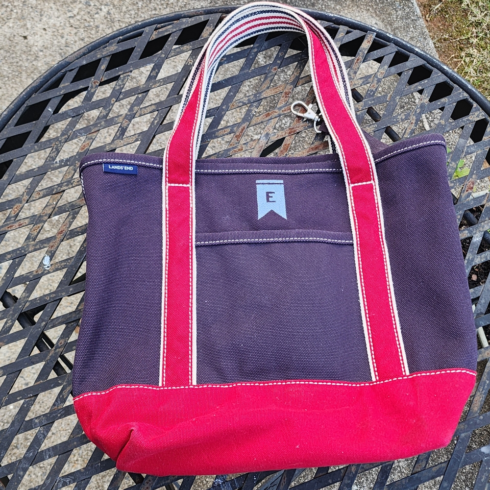 Lands' End Navy and Red Tote Bag - Picture 11 of 11
